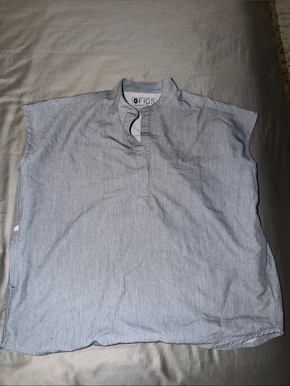 Figs S Women’s Top Heather Gray